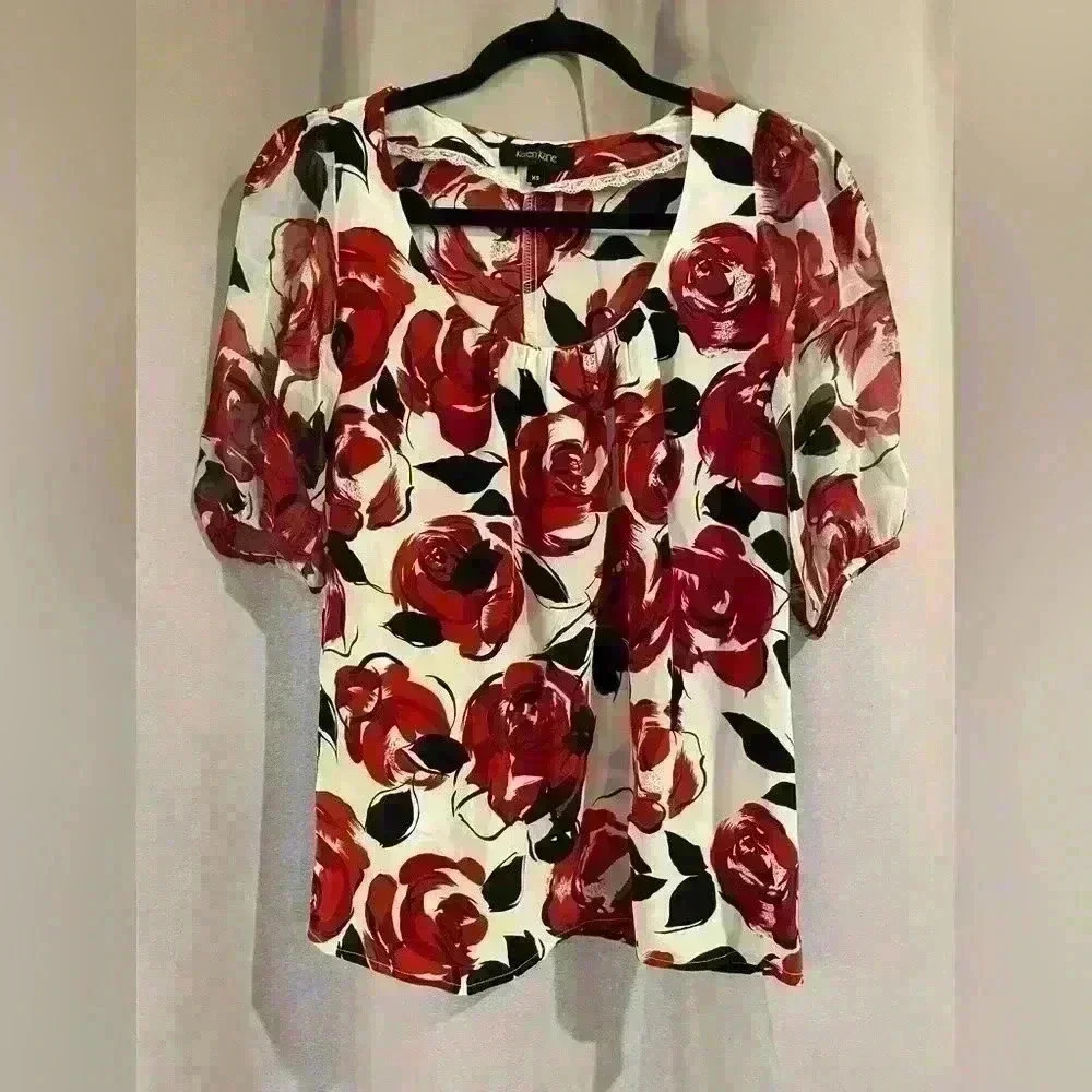 Women’s Red Karen Kane Blouse